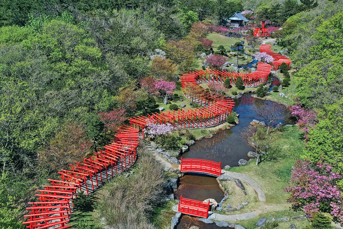 青森県の髙山稲荷神社