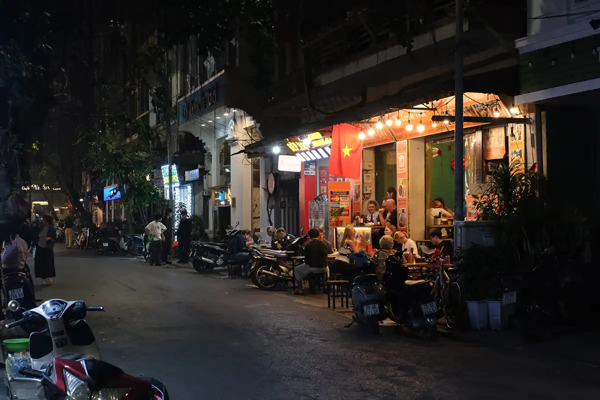 ハノイ 旧市街 街並み